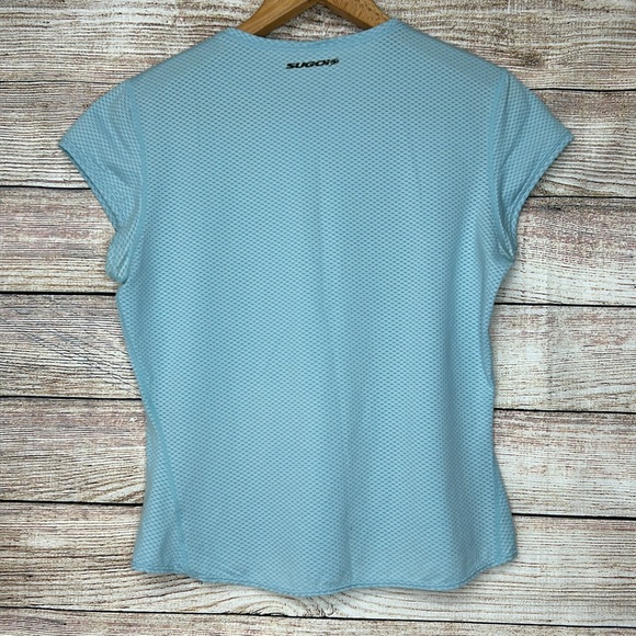 Sugoi Stretchy Blue Active Top size Medium - M-29 - Picture 2 of 3